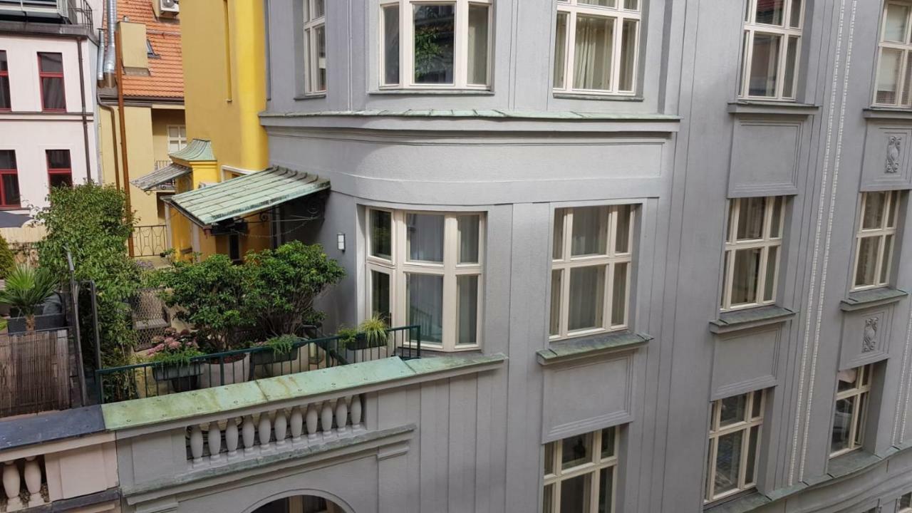 Pragueone Apartment,A/C,Terrace Exterior foto